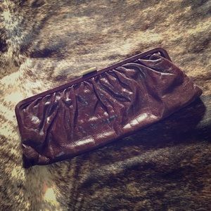 HOBO convertible clutch